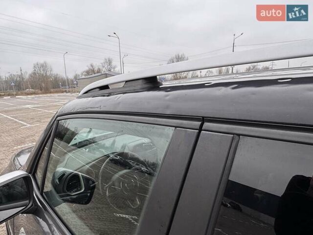 Серый Джип Ренегат, объемом двигателя 2.36 л и пробегом 233 тыс. км за 12900 $, фото 14 на Automoto.ua