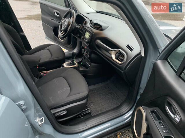 Серый Джип Ренегат, объемом двигателя 2.4 л и пробегом 133 тыс. км за 12900 $, фото 12 на Automoto.ua