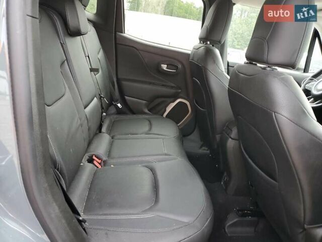 Серый Джип Ренегат, объемом двигателя 2.36 л и пробегом 40 тыс. км за 2900 $, фото 10 на Automoto.ua