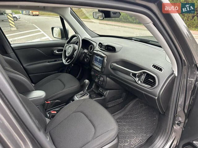 Сірий Джип Ренегат, об'ємом двигуна 2.36 л та пробігом 53 тис. км за 13200 $, фото 25 на Automoto.ua