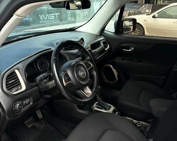 Серый Джип Ренегат, объемом двигателя 2.36 л и пробегом 73 тыс. км за 14400 $, фото 15 на Automoto.ua