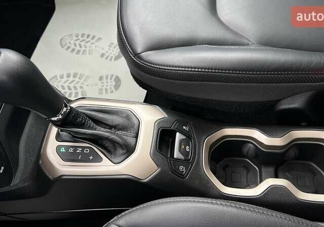 Джип Ренегат 2017 в Львове на Automoto.ua Серый Джип Ренегат, объемом двигателя 1.96 л и пробегом 80 тыс. км за 16900 $, фото 22 на Automoto.ua