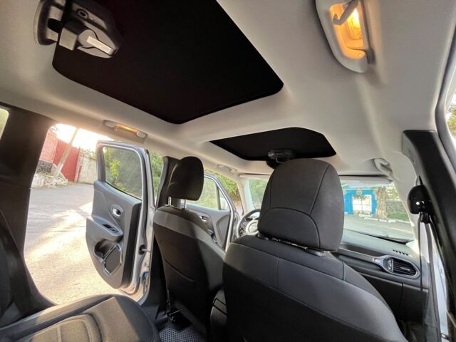 Серый Джип Ренегат, объемом двигателя 2.4 л и пробегом 106 тыс. км за 13490 $, фото 28 на Automoto.ua