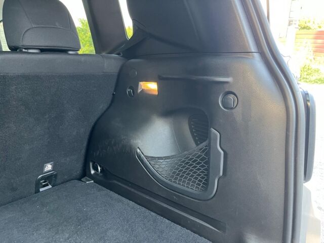 Серый Джип Ренегат, объемом двигателя 2.4 л и пробегом 106 тыс. км за 13490 $, фото 21 на Automoto.ua