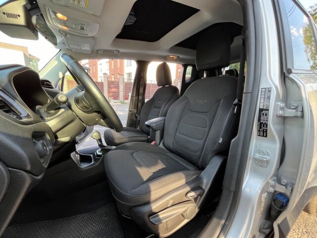 Серый Джип Ренегат, объемом двигателя 2.4 л и пробегом 106 тыс. км за 13490 $, фото 29 на Automoto.ua