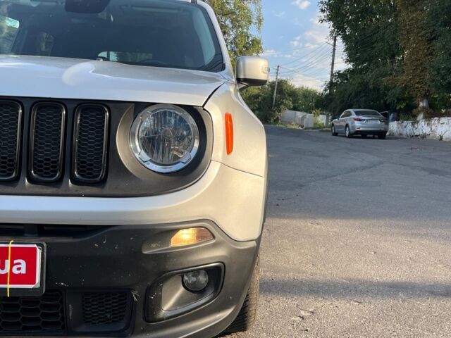 Серый Джип Ренегат, объемом двигателя 2.4 л и пробегом 106 тыс. км за 13490 $, фото 17 на Automoto.ua