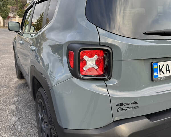 Джип Ренегат 2018 в Киеве на Automoto.ua Серый Джип Ренегат, объемом двигателя 2.36 л и пробегом 117 тыс. км за 14800 $, фото 9 на Automoto.ua