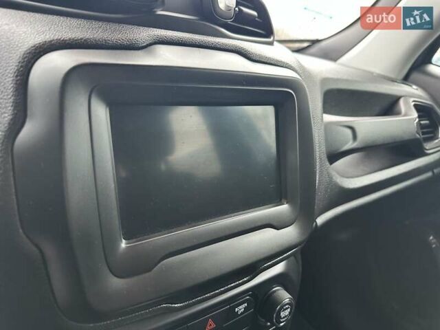 Серый Джип Ренегат, объемом двигателя 2.36 л и пробегом 105 тыс. км за 15999 $, фото 31 на Automoto.ua