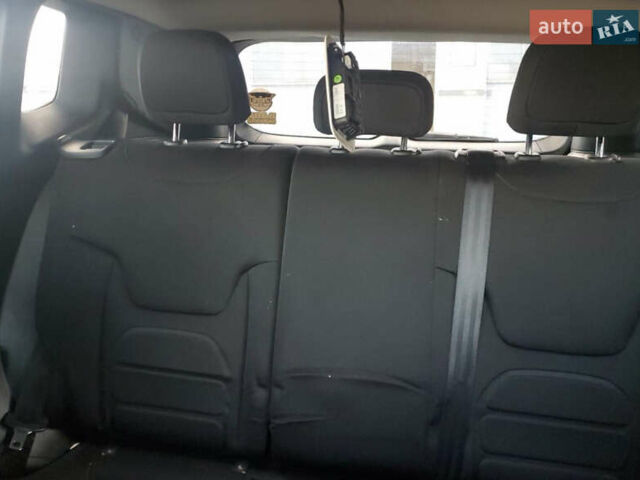 Сірий Джип Ренегат, об'ємом двигуна 2.36 л та пробігом 127 тис. км за 7300 $, фото 9 на Automoto.ua