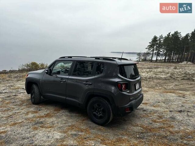 Сірий Джип Ренегат, об'ємом двигуна 2.4 л та пробігом 57 тис. км за 16200 $, фото 11 на Automoto.ua