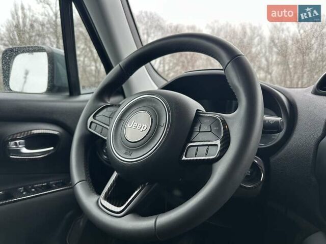 Серый Джип Ренегат, объемом двигателя 2.36 л и пробегом 105 тыс. км за 15999 $, фото 53 на Automoto.ua