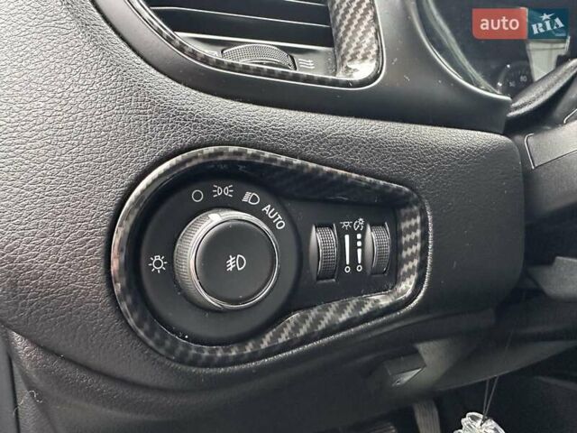 Серый Джип Ренегат, объемом двигателя 2.36 л и пробегом 105 тыс. км за 15999 $, фото 20 на Automoto.ua