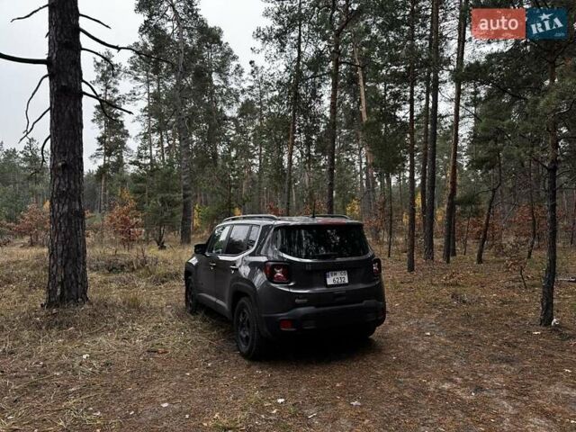 Сірий Джип Ренегат, об'ємом двигуна 2.4 л та пробігом 57 тис. км за 16200 $, фото 6 на Automoto.ua