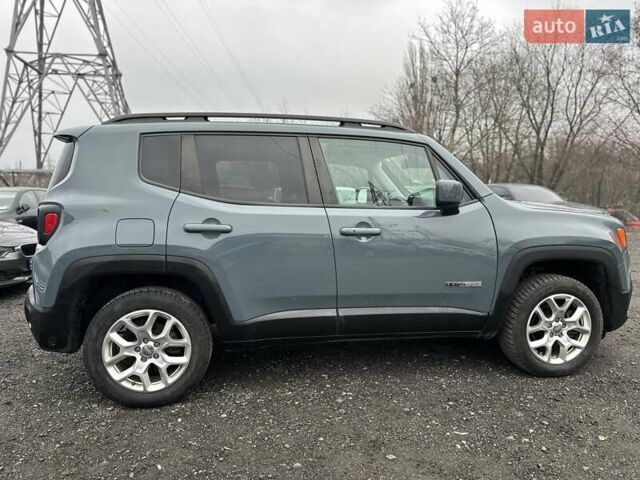 Серый Джип Ренегат, объемом двигателя 2.36 л и пробегом 105 тыс. км за 15999 $, фото 5 на Automoto.ua