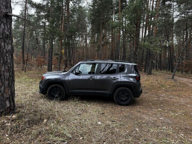 Сірий Джип Ренегат, об'ємом двигуна 2.4 л та пробігом 57 тис. км за 16200 $, фото 10 на Automoto.ua