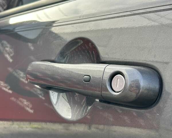 Серый Джип Ренегат, объемом двигателя 2.36 л и пробегом 81 тыс. км за 13700 $, фото 6 на Automoto.ua