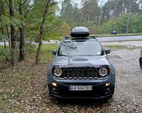 Джип Ренегат 2018 у Києві на Automoto.ua Сірий Джип Ренегат, об'ємом двигуна 2.4 л та пробігом 123 тис. км за 14000 $, фото 2 на Automoto.ua
