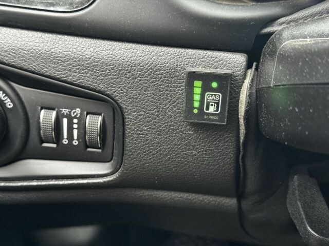 Сірий Джип Ренегат, об'ємом двигуна 2.4 л та пробігом 57 тис. км за 16200 $, фото 18 на Automoto.ua