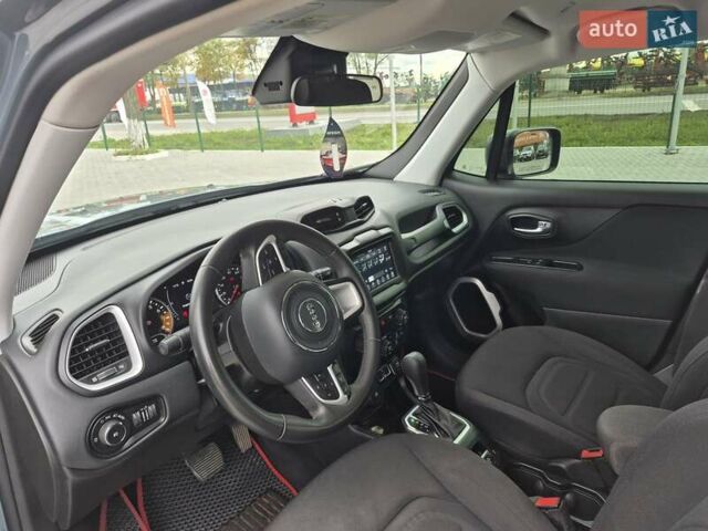 Джип Ренегат 2018 в Кропивницком (Кировограде) на Automoto.ua Серый Джип Ренегат, объемом двигателя 2.36 л и пробегом 134 тыс. км за 14700 $, фото 10 на Automoto.ua