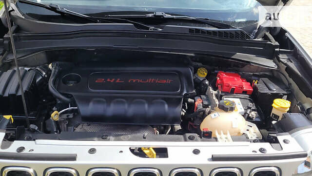 Сірий Джип Ренегат, об'ємом двигуна 2.36 л та пробігом 95 тис. км за 13250 $, фото 24 на Automoto.ua