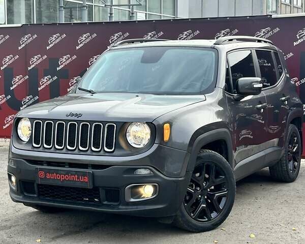 Серый Джип Ренегат, объемом двигателя 2.36 л и пробегом 81 тыс. км за 13700 $, фото 2 на Automoto.ua