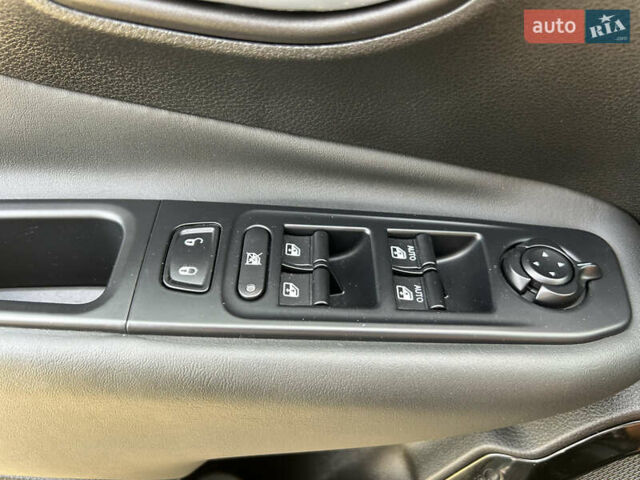 Серый Джип Ренегат, объемом двигателя 2.36 л и пробегом 21 тыс. км за 15200 $, фото 13 на Automoto.ua