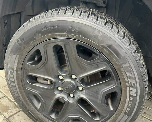 Серый Джип Ренегат, объемом двигателя 2.36 л и пробегом 155 тыс. км за 12500 $, фото 12 на Automoto.ua