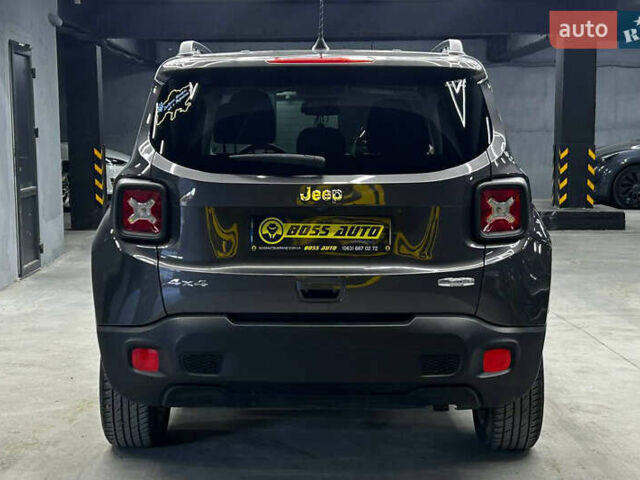 Джип Ренегат 2018 у Чернівцях на Automoto.ua Сірий Джип Ренегат, об'ємом двигуна 2.36 л та пробігом 145 тис. км за 12300 $, фото 4 на Automoto.ua