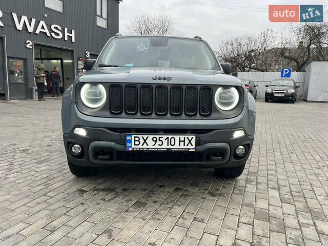 Серый Джип Ренегат, объемом двигателя 2.36 л и пробегом 155 тыс. км за 12500 $, фото 14 на Automoto.ua