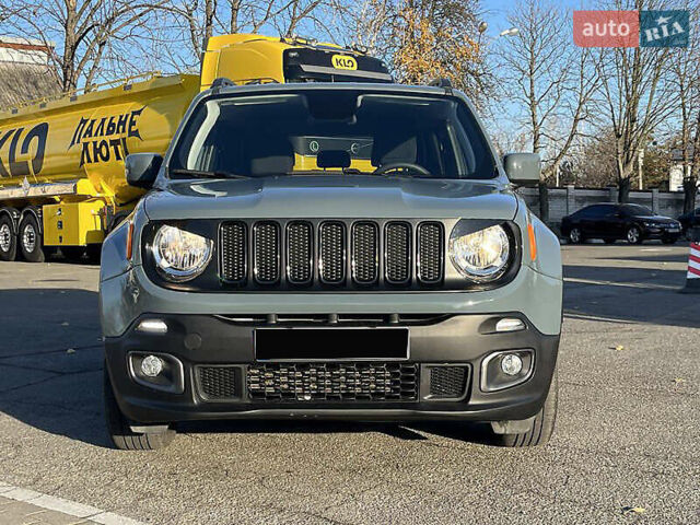 Серый Джип Ренегат, объемом двигателя 2.36 л и пробегом 110 тыс. км за 14100 $, фото 6 на Automoto.ua
