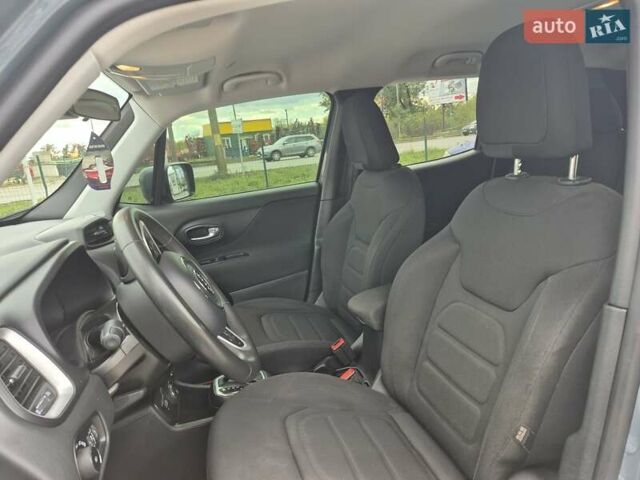 Джип Ренегат 2018 в Кропивницком (Кировограде) на Automoto.ua Серый Джип Ренегат, объемом двигателя 2.36 л и пробегом 134 тыс. км за 14700 $, фото 4 на Automoto.ua