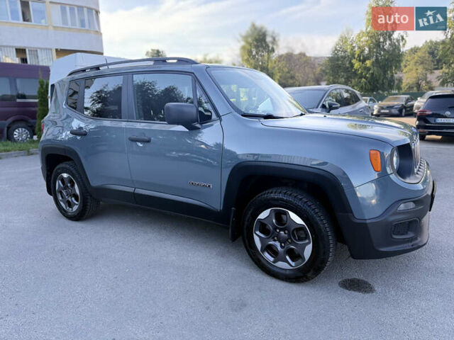 Серый Джип Ренегат, объемом двигателя 2.36 л и пробегом 211 тыс. км за 11300 $, фото 8 на Automoto.ua