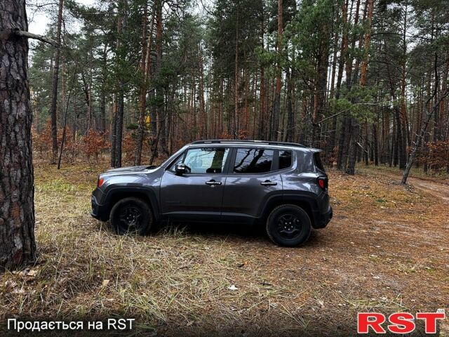 Серый Джип Ренегат, объемом двигателя 2.4 л и пробегом 56 тыс. км за 16200 $, фото 10 на Automoto.ua