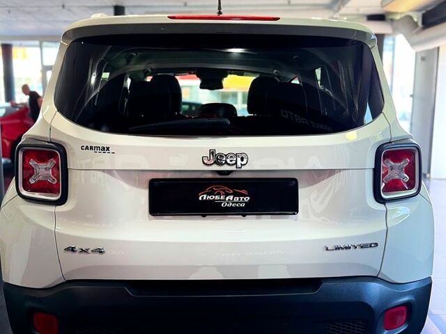 Серый Джип Ренегат, объемом двигателя 2.4 л и пробегом 116 тыс. км за 16000 $, фото 2 на Automoto.ua