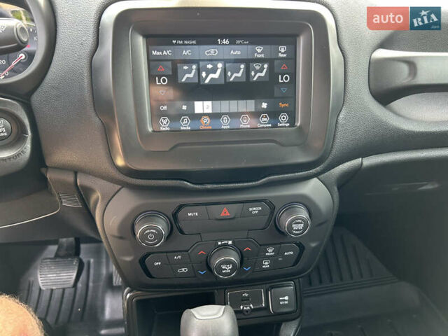 Серый Джип Ренегат, объемом двигателя 2.36 л и пробегом 21 тыс. км за 15200 $, фото 8 на Automoto.ua