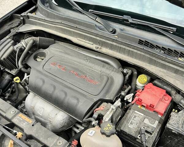 Серый Джип Ренегат, объемом двигателя 2.36 л и пробегом 81 тыс. км за 13700 $, фото 30 на Automoto.ua