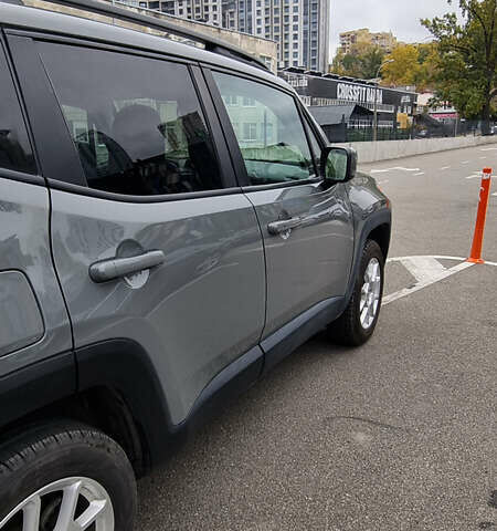 Серый Джип Ренегат, объемом двигателя 2.4 л и пробегом 84 тыс. км за 15600 $, фото 6 на Automoto.ua