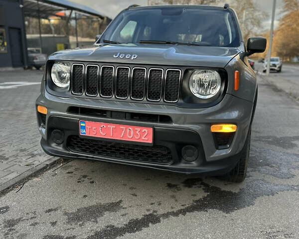 Серый Джип Ренегат, объемом двигателя 2.4 л и пробегом 100 тыс. км за 12900 $, фото 7 на Automoto.ua