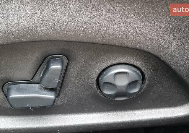 Серый Джип Ренегат, объемом двигателя 2.4 л и пробегом 84 тыс. км за 15600 $, фото 18 на Automoto.ua