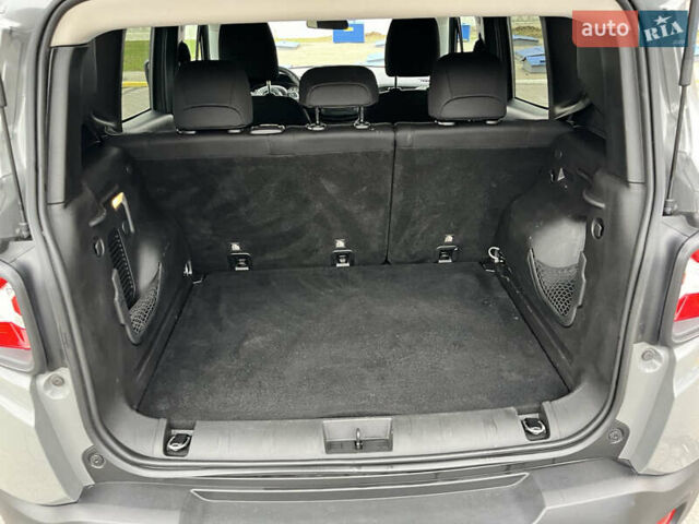 Сірий Джип Ренегат, об'ємом двигуна 2.4 л та пробігом 58 тис. км за 16500 $, фото 53 на Automoto.ua