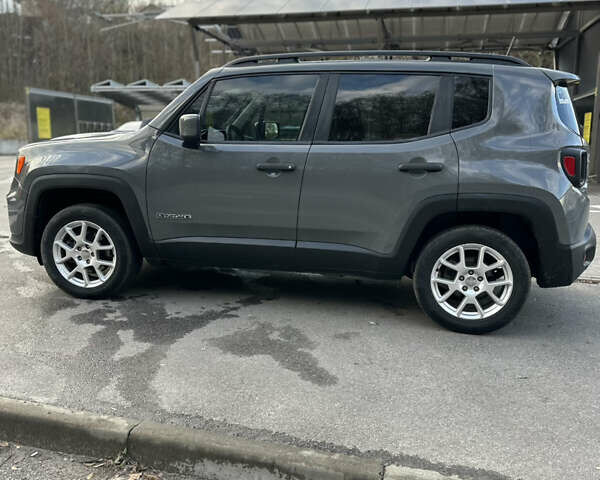 Серый Джип Ренегат, объемом двигателя 2.4 л и пробегом 100 тыс. км за 12900 $, фото 5 на Automoto.ua