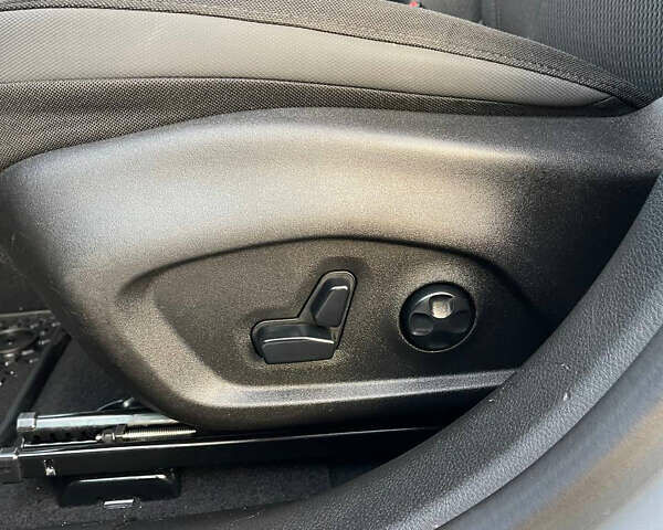 Серый Джип Ренегат, объемом двигателя 2.4 л и пробегом 50 тыс. км за 14900 $, фото 11 на Automoto.ua