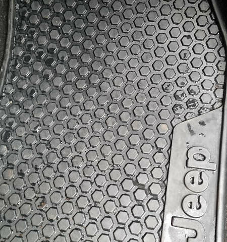 Серый Джип Ренегат, объемом двигателя 2.4 л и пробегом 84 тыс. км за 15600 $, фото 22 на Automoto.ua