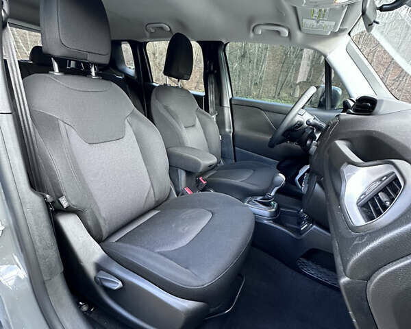 Серый Джип Ренегат, объемом двигателя 2.4 л и пробегом 100 тыс. км за 12900 $, фото 20 на Automoto.ua