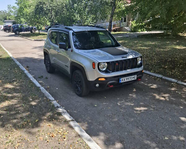 Серый Джип Ренегат, объемом двигателя 2.4 л и пробегом 51 тыс. км за 16500 $, фото 16 на Automoto.ua