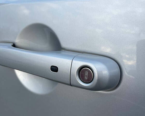 Серый Джип Ренегат, объемом двигателя 2.4 л и пробегом 50 тыс. км за 14900 $, фото 7 на Automoto.ua