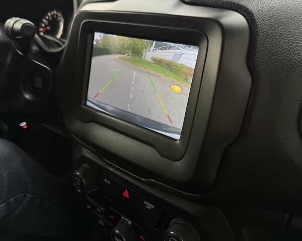 Серый Джип Ренегат, объемом двигателя 2.36 л и пробегом 171 тыс. км за 13499 $, фото 10 на Automoto.ua