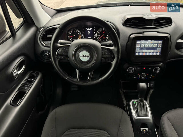 Сірий Джип Ренегат, об'ємом двигуна 2.4 л та пробігом 79 тис. км за 15500 $, фото 21 на Automoto.ua