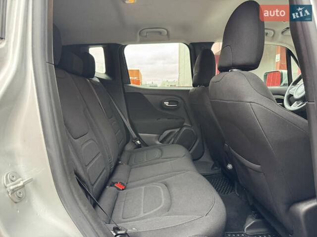 Серый Джип Ренегат, объемом двигателя 2.4 л и пробегом 89 тыс. км за 14500 $, фото 34 на Automoto.ua