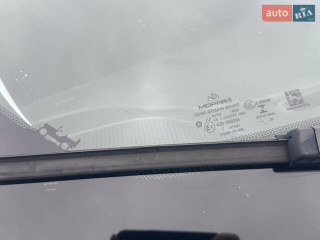 Сірий Джип Ренегат, об'ємом двигуна 2.36 л та пробігом 103 тис. км за 14500 $, фото 11 на Automoto.ua